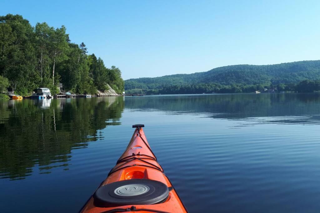 Le Nid Dore Sur Le Lac Val des Monts ภายนอก รูปภาพ